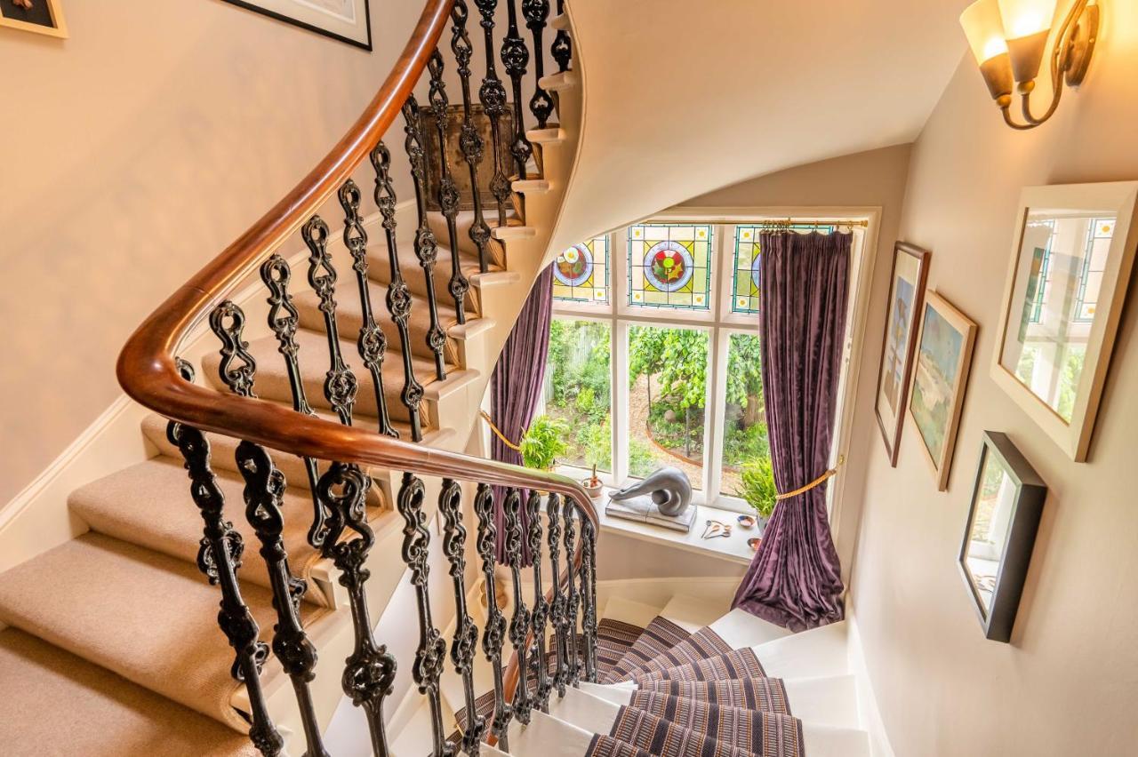 Washington House Bed & Breakfast แนร์น ภายนอก รูปภาพ